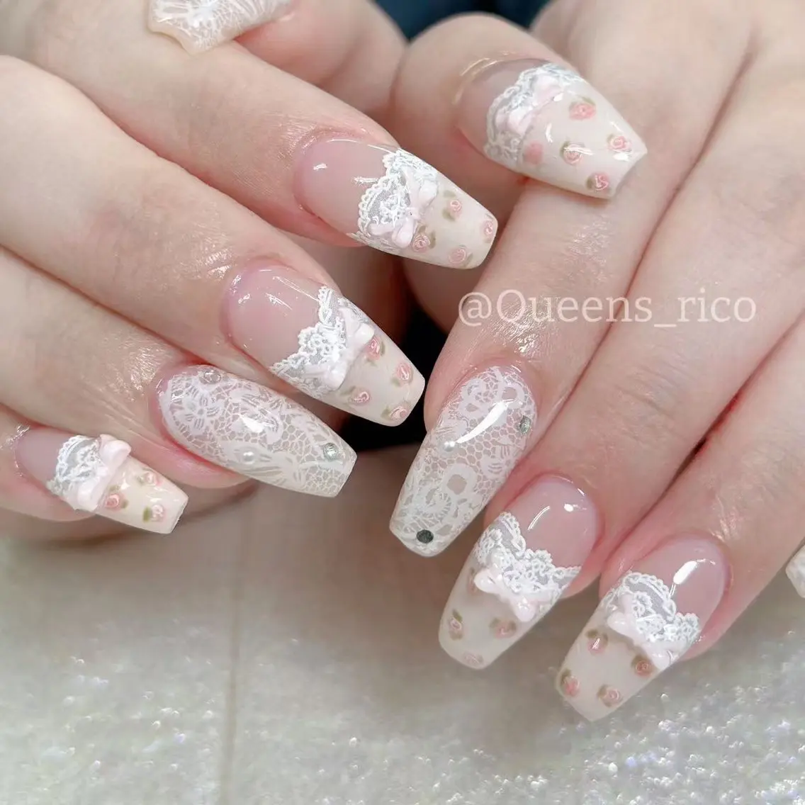 ネイル ハンドネイル Queens テイのネイルデザイン