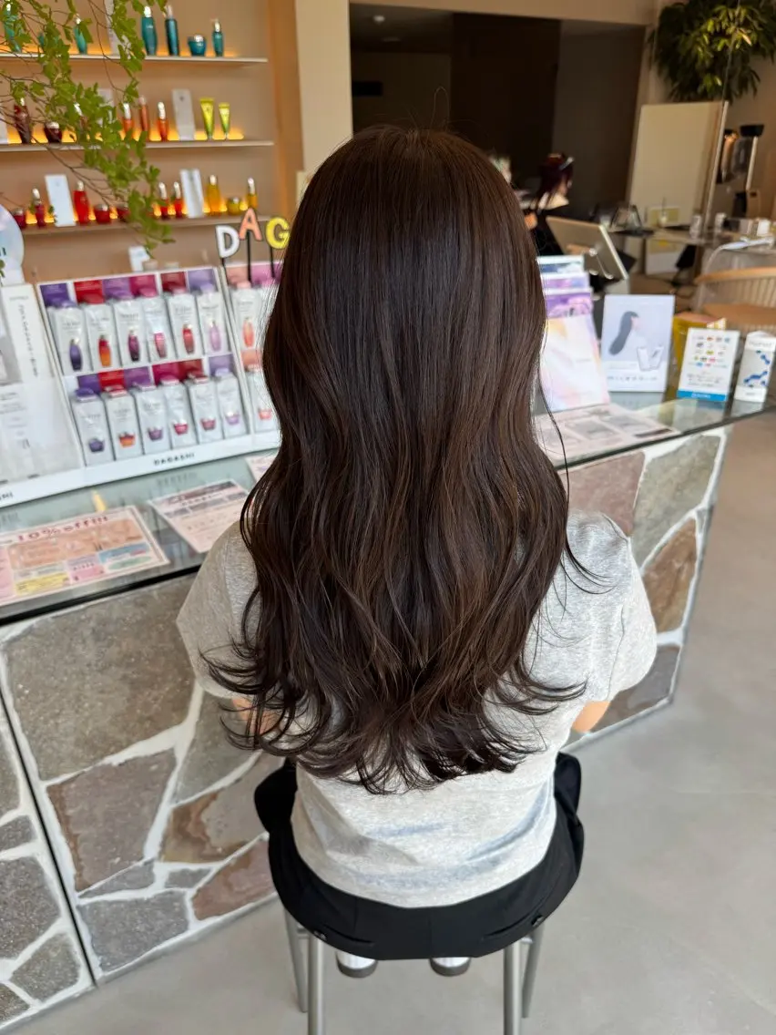 ロング カット ヘアカラー トリートメント 岸田莉奈/ ゆるふわ/ナチュラルのヘアスタイル