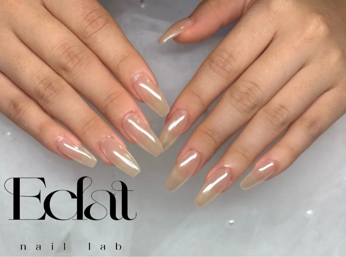 ネイル ミラーネイル ハンドネイル Eclat AIKAのネイルデザイン