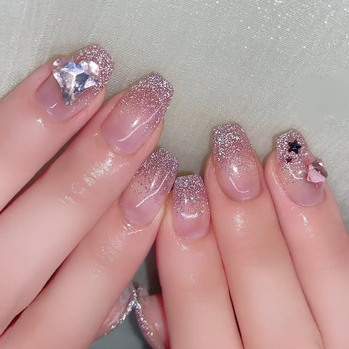 ネイル ハンドネイル Nailist suzuのネイルデザイン