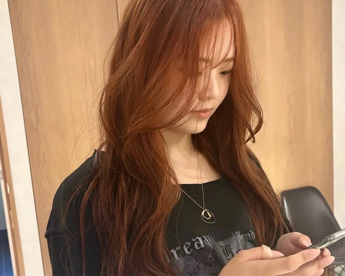 ロング カラー ベージュカラー ブリーチ 透明感カラー ダブルカラー ブリーチなしカラー カット ヘアカラー トリートメント mei|顔まわり ×透明感カラーのヘアスタイル