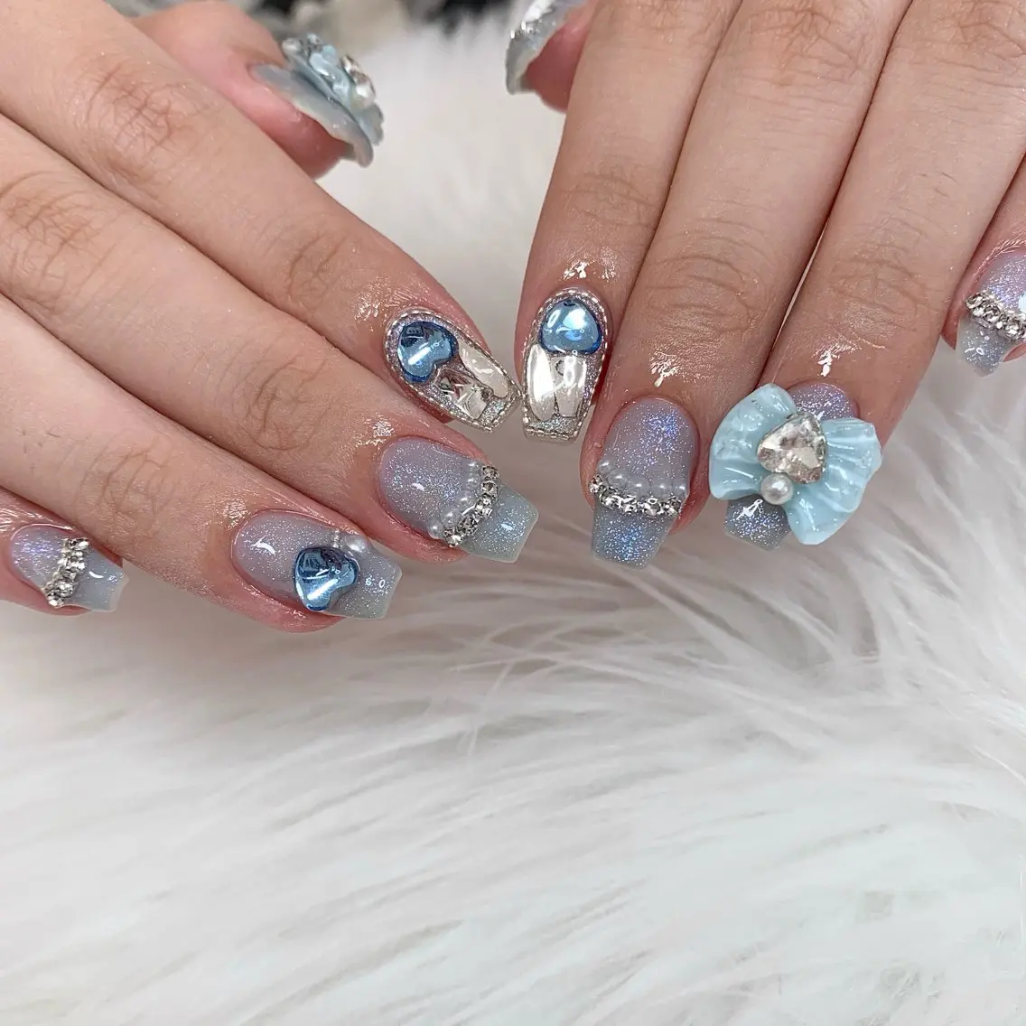 ネイル リボン ハンドネイル La neige* yuki 🐩🌙のネイルデザイン