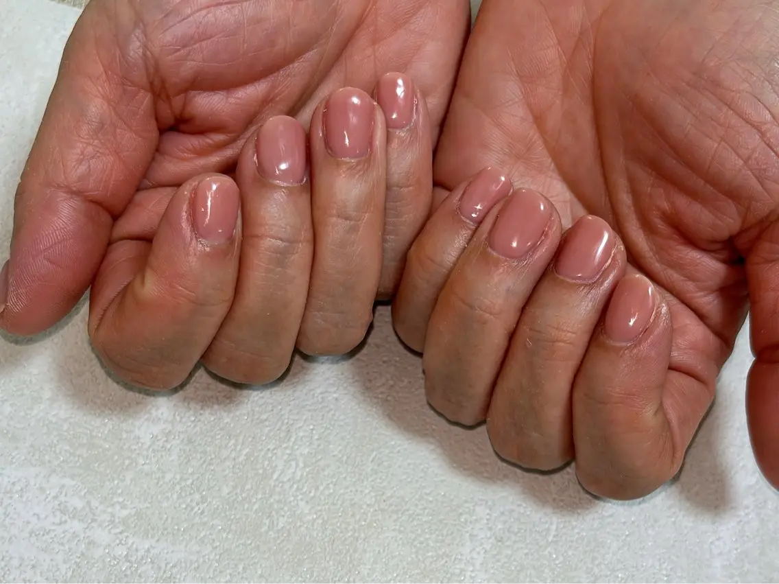 ネイル オーロラネイル フットネイル フレンチネイル ジェルネイル マグネットネイル ハンドネイル mogunail &blowのネイルデザイン