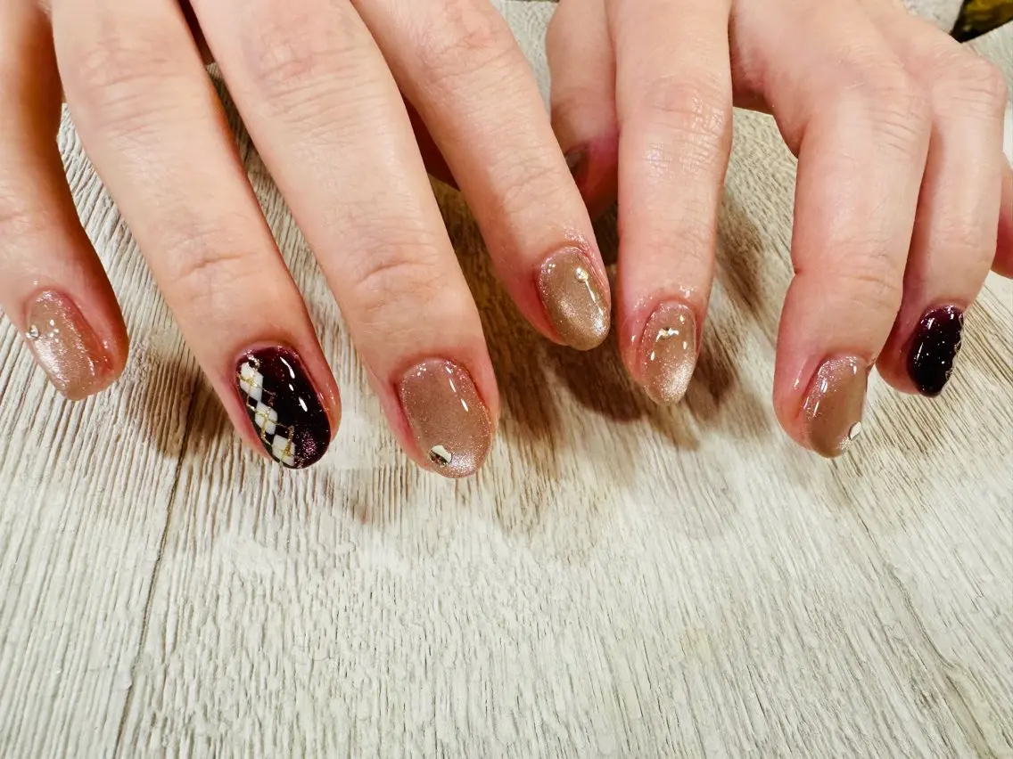 ショート ハンドネイル 🌿Nnail🌿 プライベートサロンのネイルデザイン