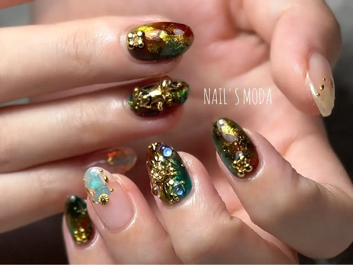 ネイル ニュアンスネイル NAIL'S MODAのネイルデザイン