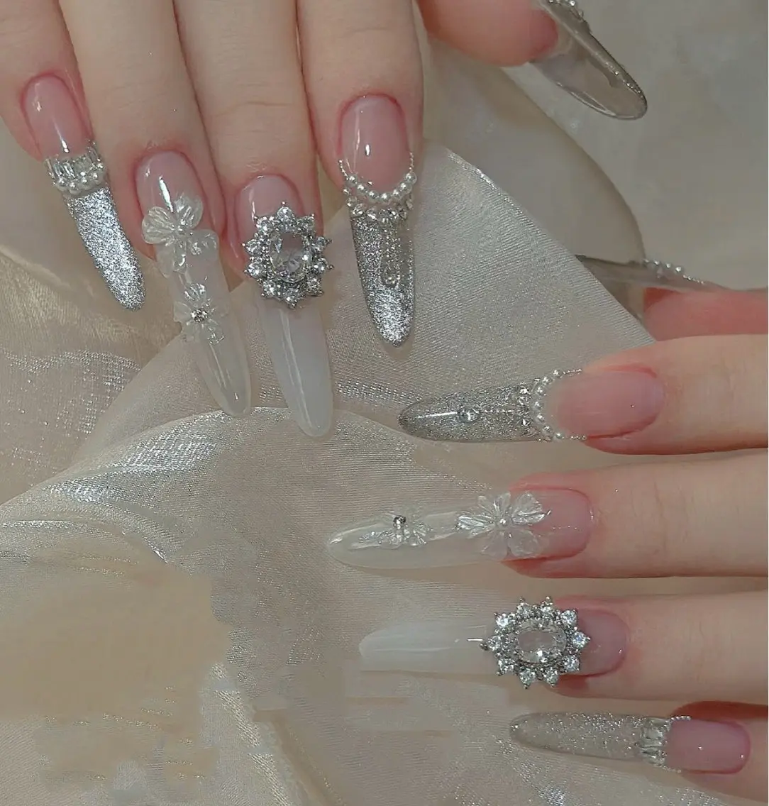 ネイル ハンドネイル Luvia Ginzaのネイルデザイン