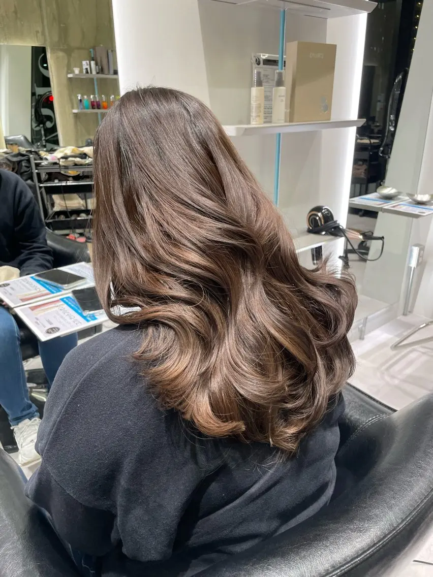 ミディアム カラー カット ヘアカラー トリートメント 寺島 圭人のヘアスタイル