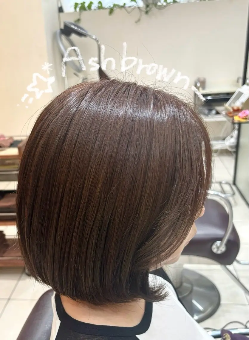 カラー アッシュ アッシュブラウン ブラウンカラー 透明感カラー 🎀小顔ショート/ miruki🪽のヘアスタイル