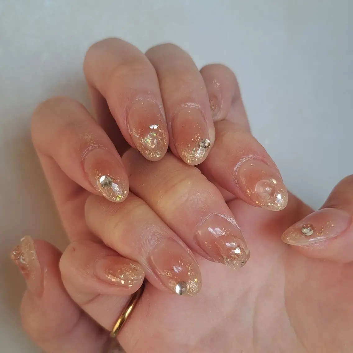 ネイル アートネイル チークネイル ジェルネイル キラキラネイル 持ち込み ハンドネイル Nail mood デザイン持ち込みokのネイルデザイン