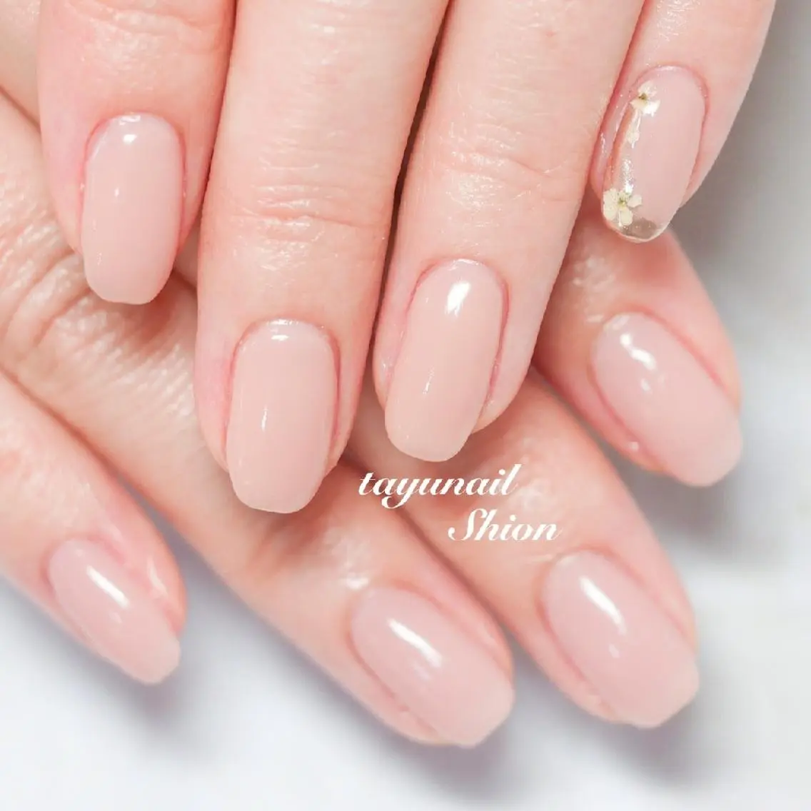 ネイル アートネイル ブルー フラワーネイル ジェルネイル ミラーネイル ネイルサロン 【たゆnail】のネイルデザイン