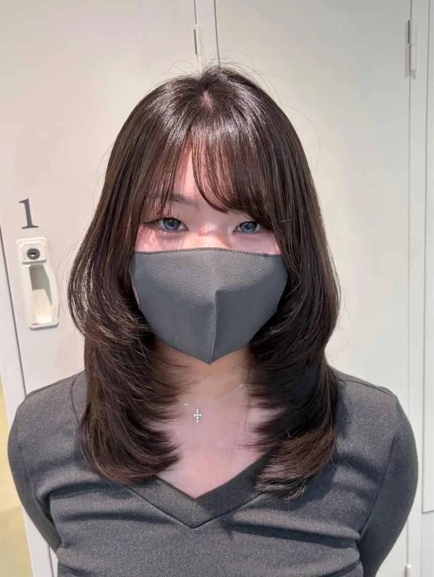 ミディアム カット トリートメント EIGHT ／SHU🩶のヘアスタイル