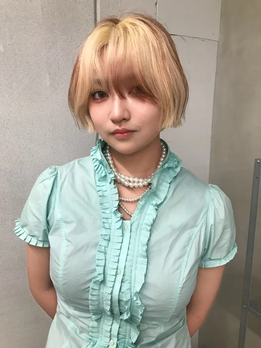 ショート ヘアカラー fev Rionのヘアスタイル