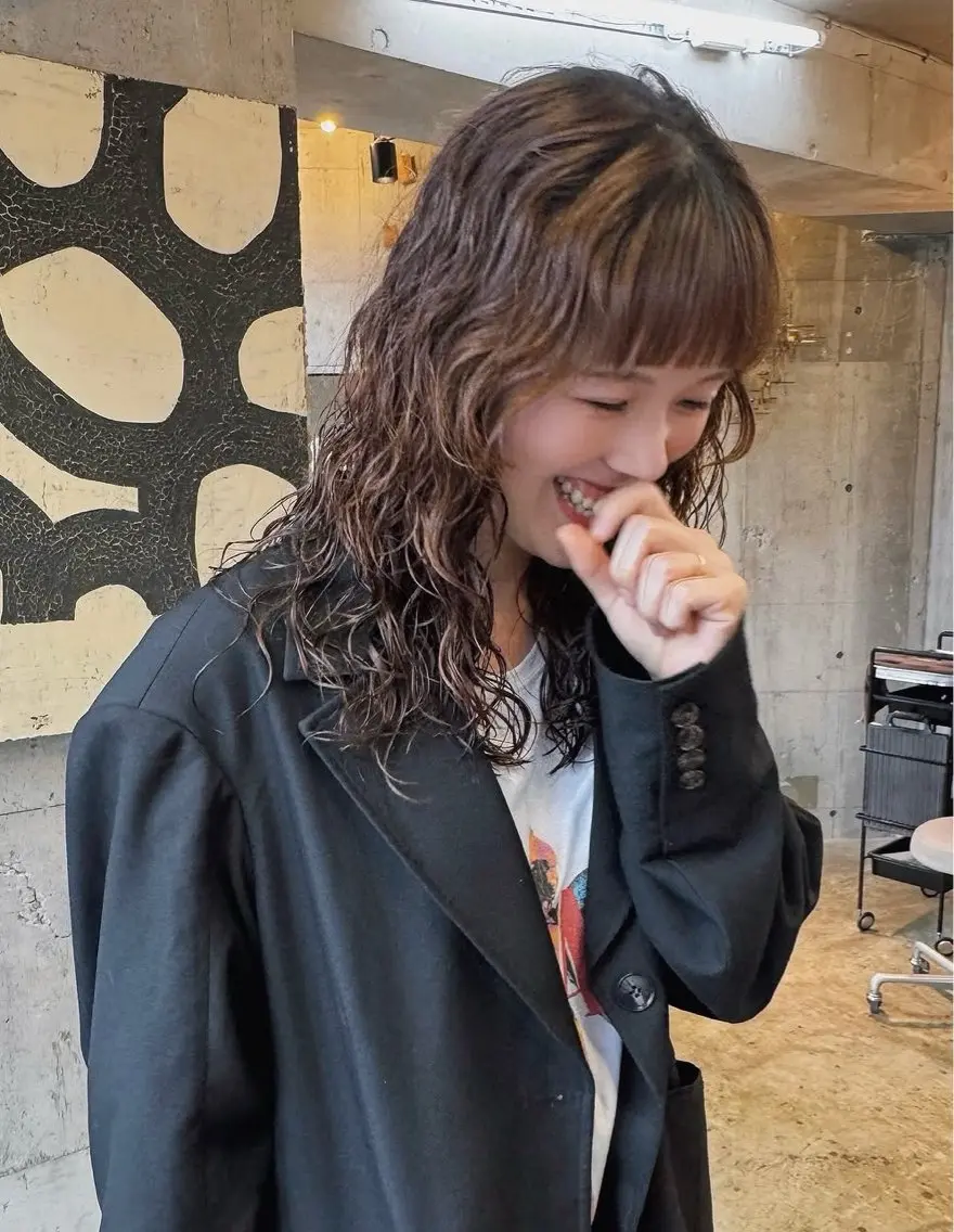 ロング カラー パーマ ロングレイヤー ボブ 顔まわりレイヤー 顔周りカット レイヤーカット カット パーマ YOKO/パーマ レイヤーカットのヘアスタイル