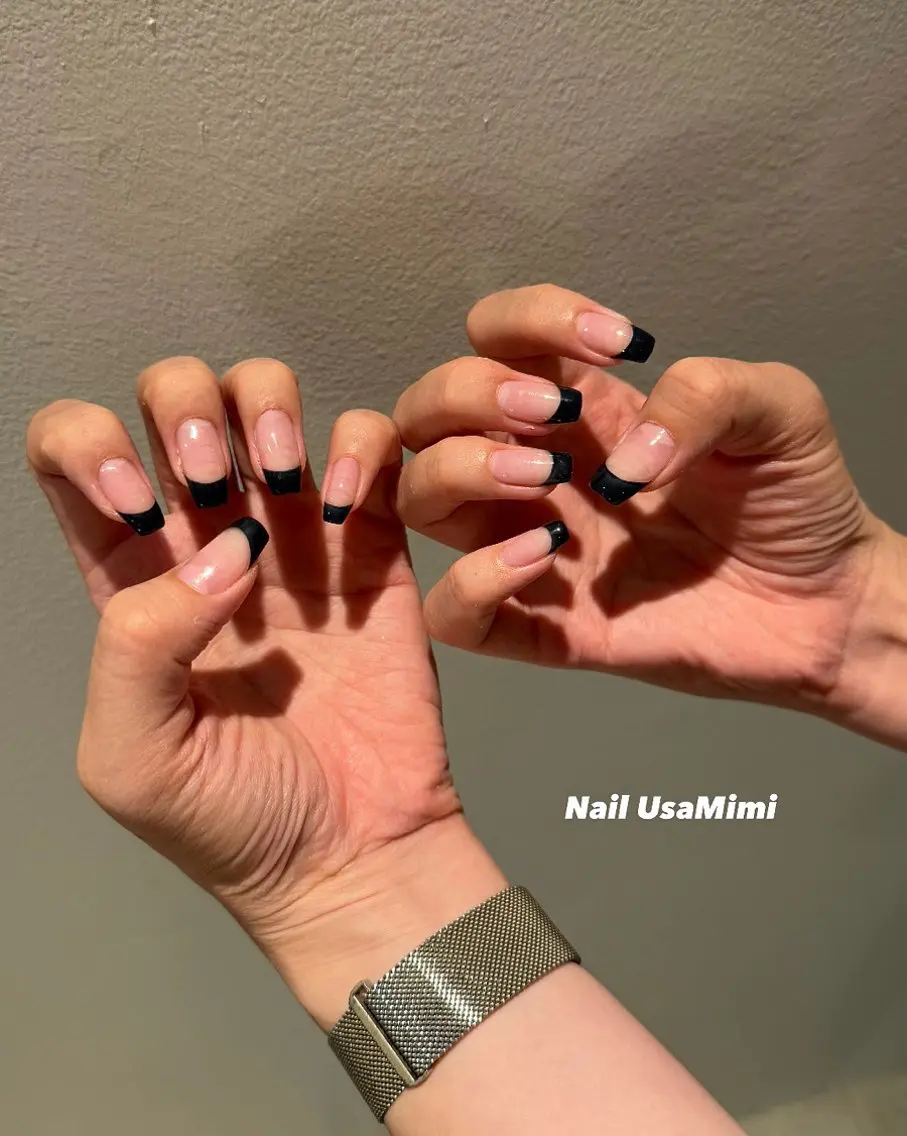 ネイル フレンチネイル 本町ネイルNail UsaMimiのネイルデザイン