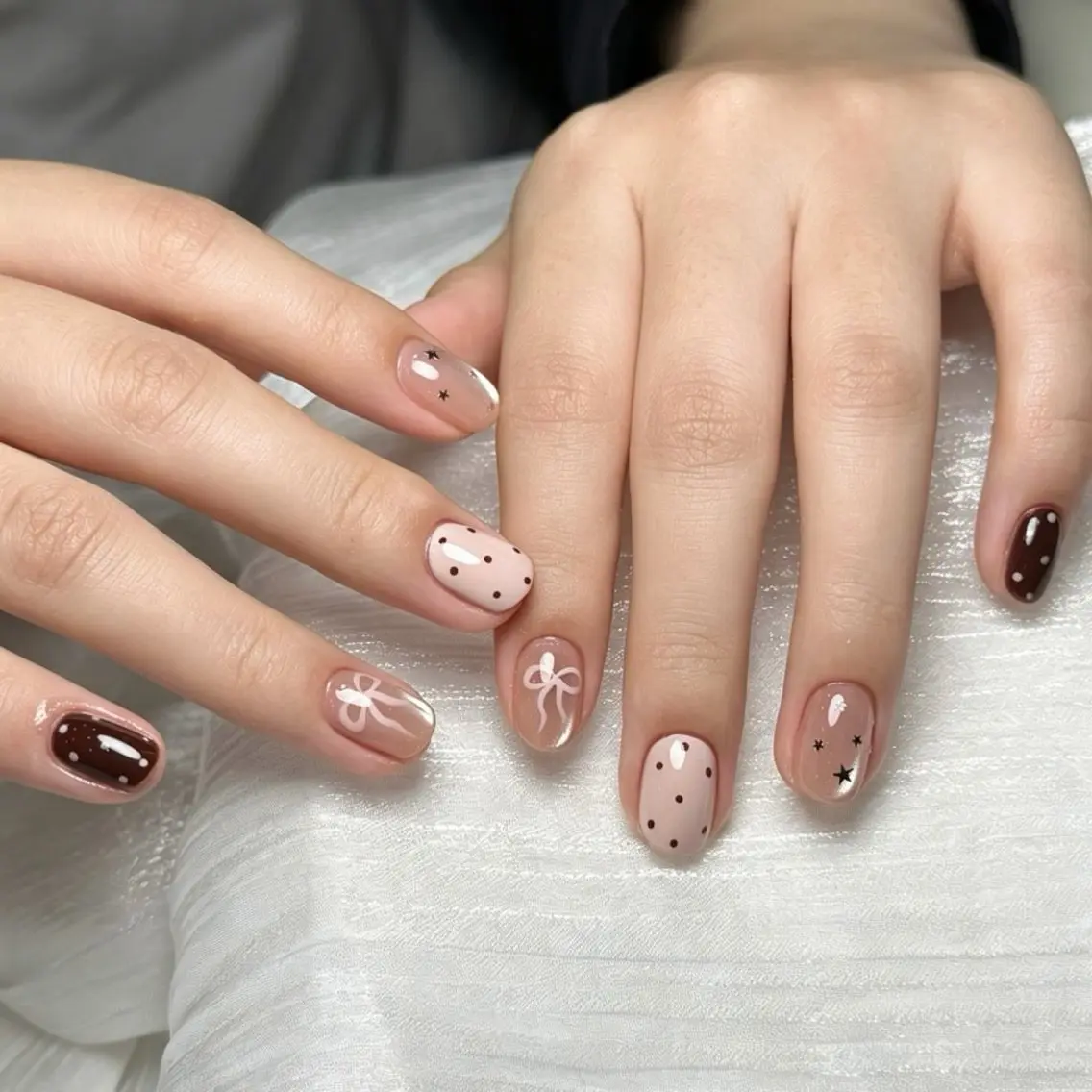 ネイル チークネイル ドット フレンチネイル グラデーション 韓国ネイル Minette nailrinrinのネイルデザイン