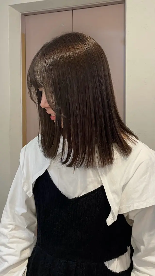 セミロング カラー ヘアアレンジ 顔まわりレイヤー レイヤーカット カット トリートメント 大阪/梅田すぐ /パーマ落とし専門店のヘアスタイル