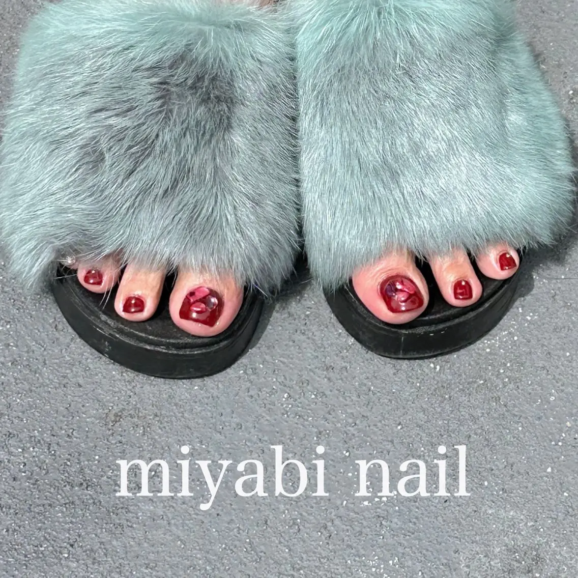 ネイル アートネイル ボルドー フットネイル ジェルネイル ラメ(グリッター) フットネイル miyabi nail 桂川駅近くのネイルデザイン