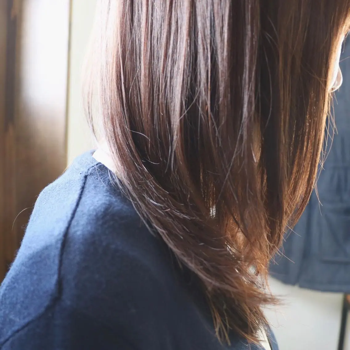 セミロング アッシュ atelier RICOのヘアスタイル