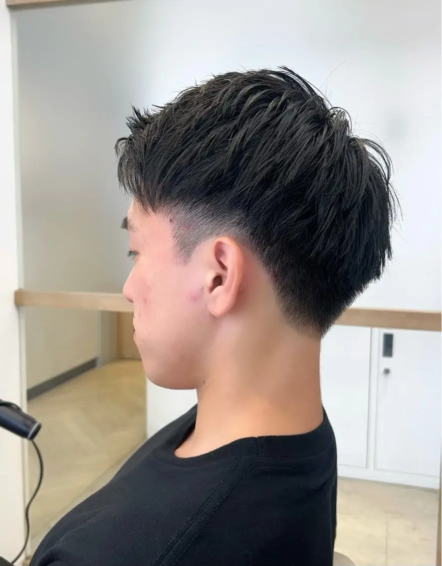 メンズ 刈り上げ カット 🍀秋山 桃子🍀のヘアスタイル