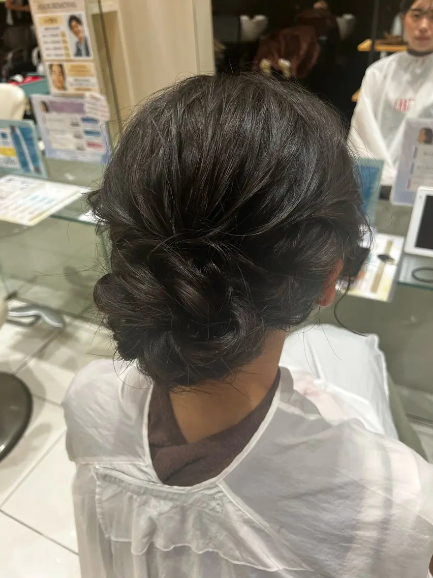 ヘアアレンジ 重留 梨々のヘアスタイル