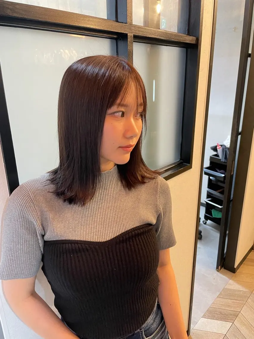 セミロング カット ヘアカラー 縮毛矯正 トリートメント 断られる髪に答えを ♣️井上秀樹♠️のヘアスタイル
