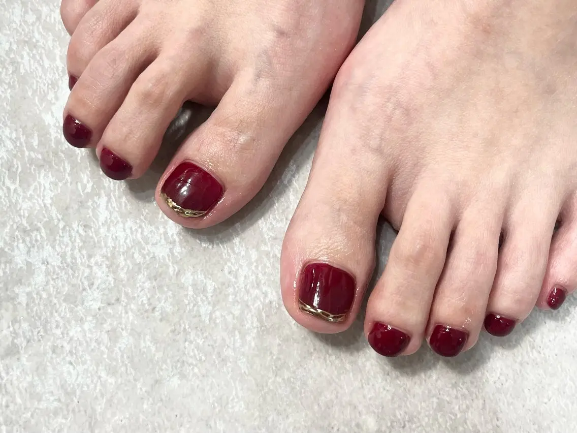 フットうる艶ワンカラー+親指2本アート😉👣の写真