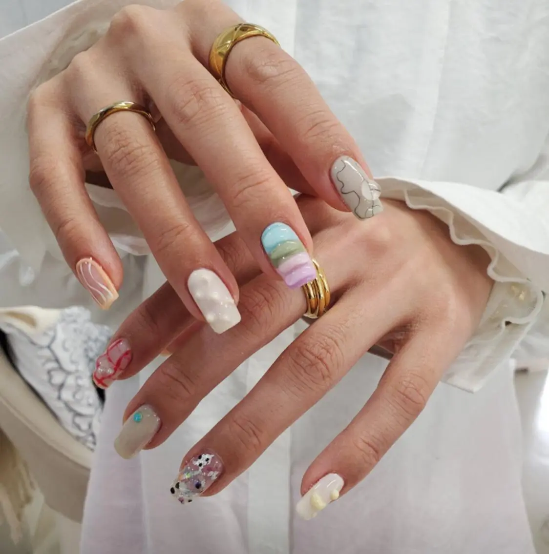 ネイル アートネイル ジェルネイル グリーン ニュアンスネイル スカルプネイル nailstudio eviz新宿店のネイルデザイン