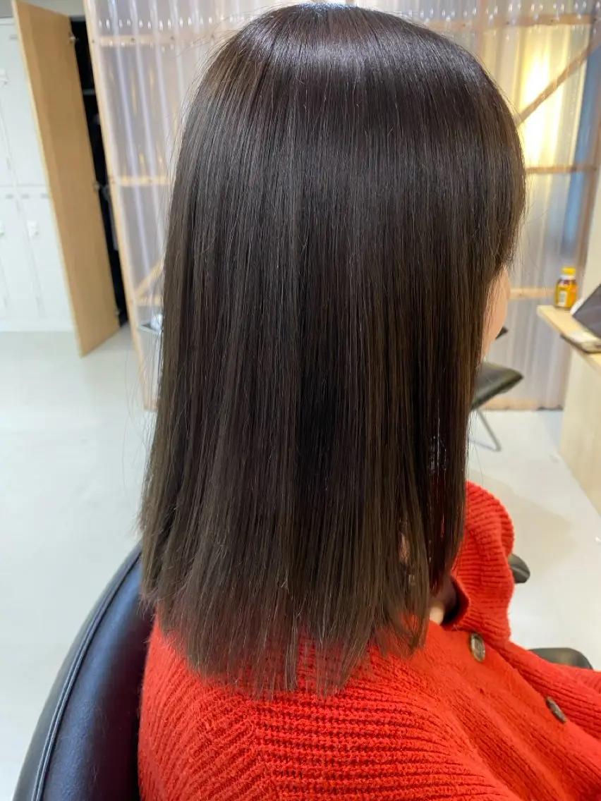 ミディアム カラー 山田 希綺のヘアスタイル