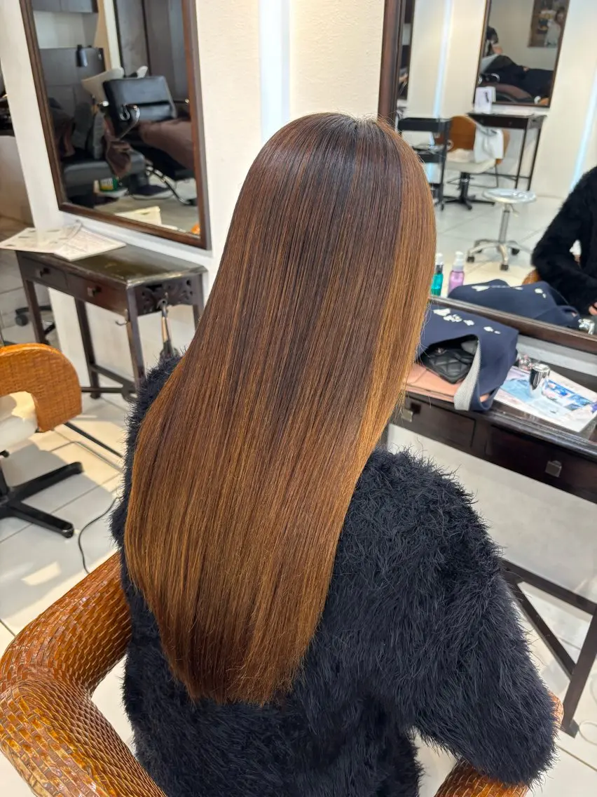 ロング 髪質改善 縮毛矯正 毛利 拓夢のヘアスタイル