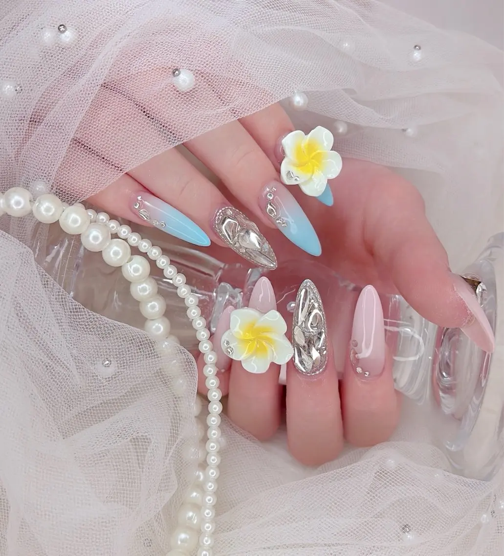 ネイル R salonのネイルデザイン