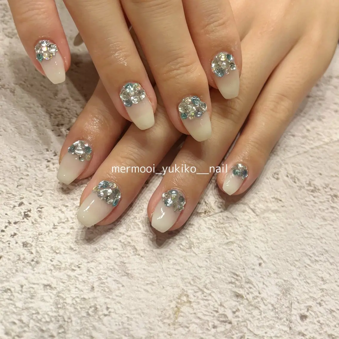 ネイル アートネイル ブルー ジェルネイル キラキラネイル 韓国ネイル mermooi nailのネイルデザイン