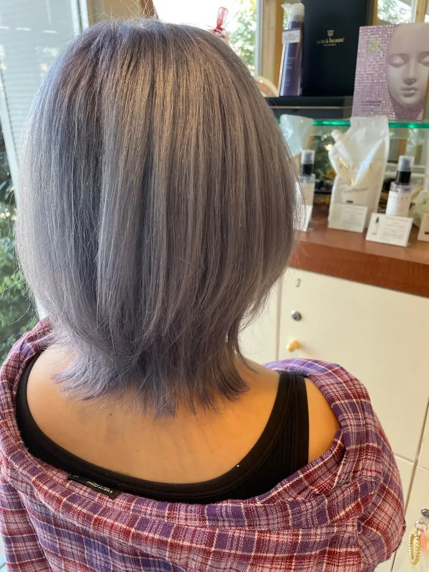 ミディアム カット ヘアカラー トリートメント 日置 大智のヘアスタイル