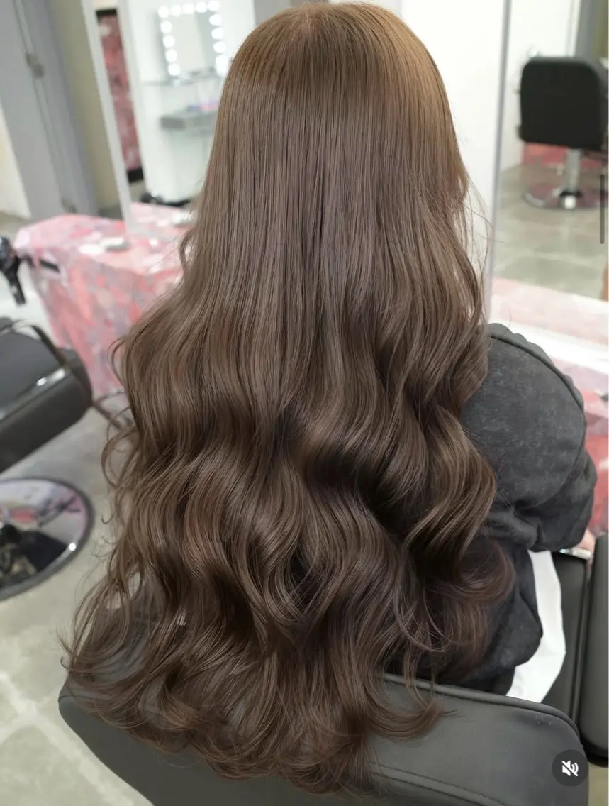 【当日予約可❣️】🎀最高級透明感カラー🎀（ブリーチなし）＋補修トリートメント✨️¥4,600-（通常¥8,500）の写真