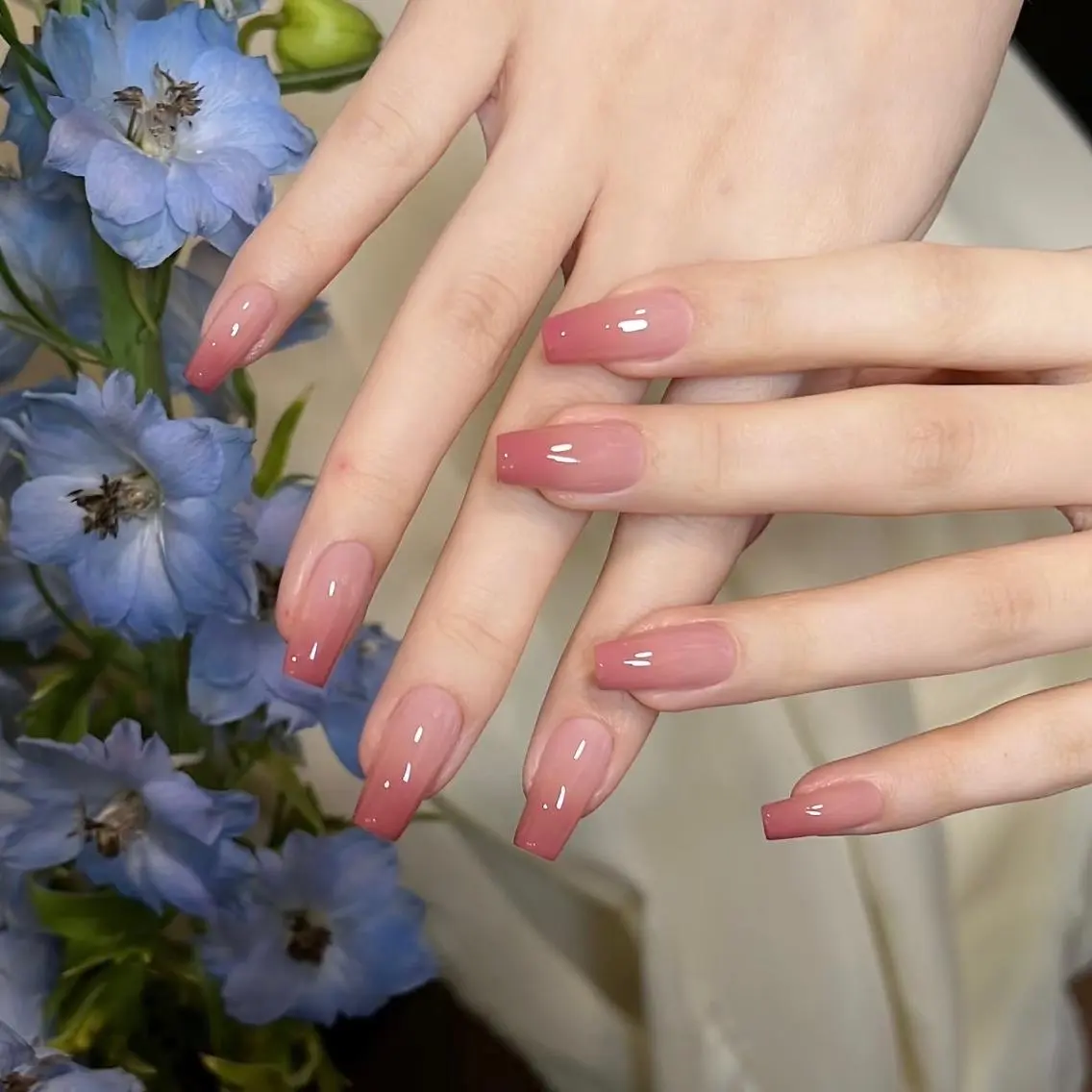 ネイル ハンドネイル 🎀 Ayaka_nailのネイルデザイン