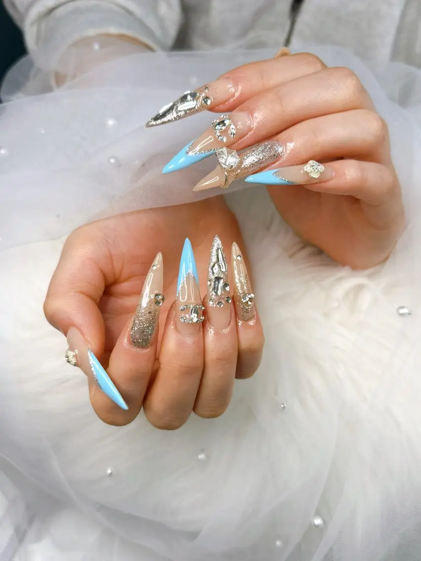 ネイル アートネイル オーロラネイル チークネイル 長さ出し フットネイル ハンドネイル Happy Nailのネイルデザイン