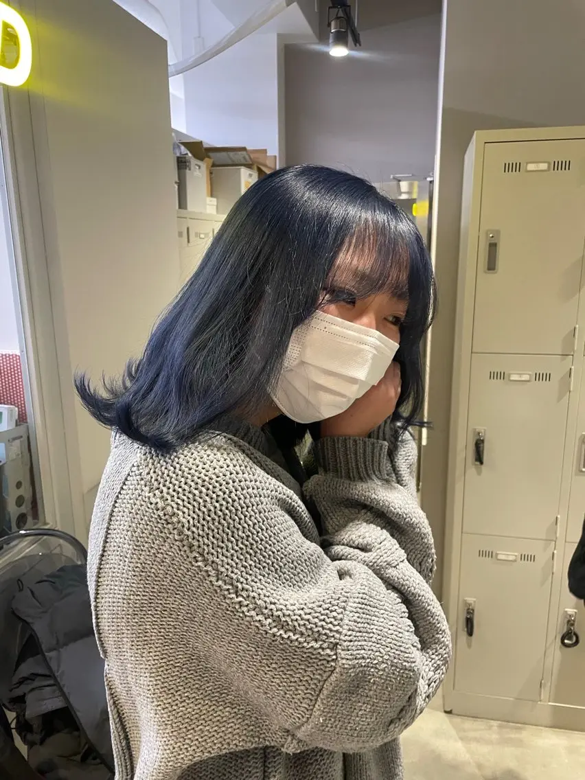 ミディアム カラー 抜け感レイヤー︴ ニュアンスカラーのヘアスタイル