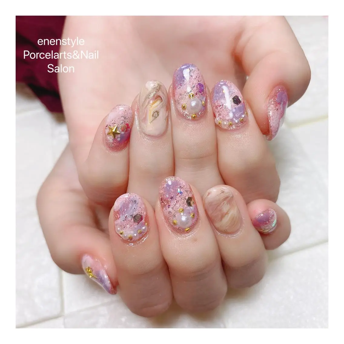 ミディアム ネイル ハンドネイル 🐾enen style 🐾のネイルデザイン