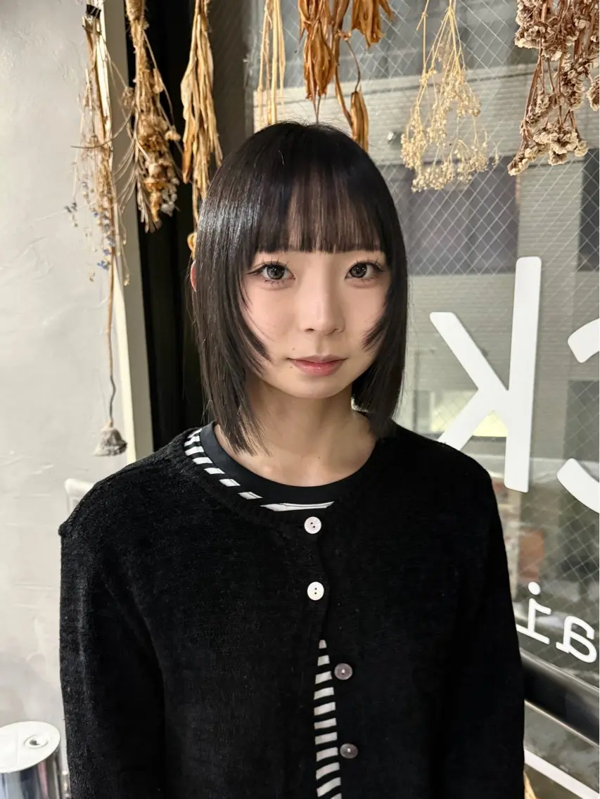 ミディアム ウルフ レイヤー パーマ🪐MANAのヘアスタイル