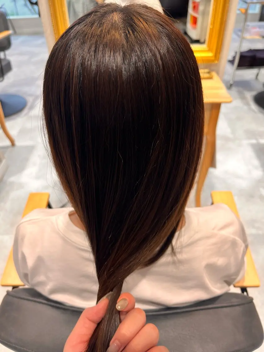 ロング カラー 吉水 果穂のヘアスタイル