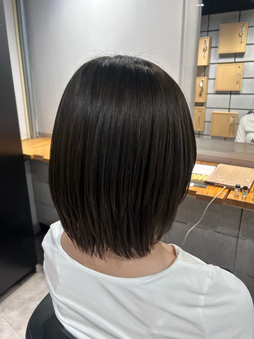 ミディアム レイヤーStyle 🪽菜々実のヘアスタイル
