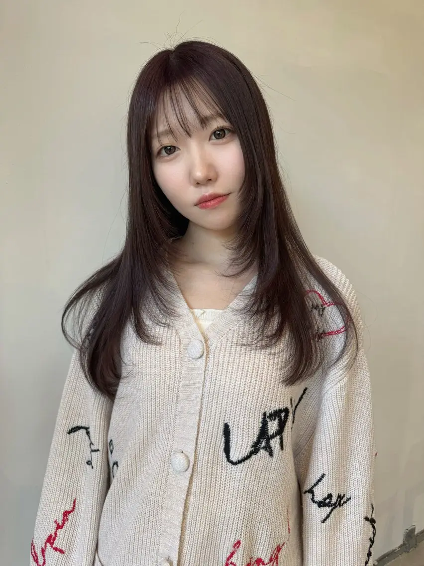 【クセが気になる方必見】縮毛矯正&トリートメント&カット別料金◇​〜​35歳までの写真