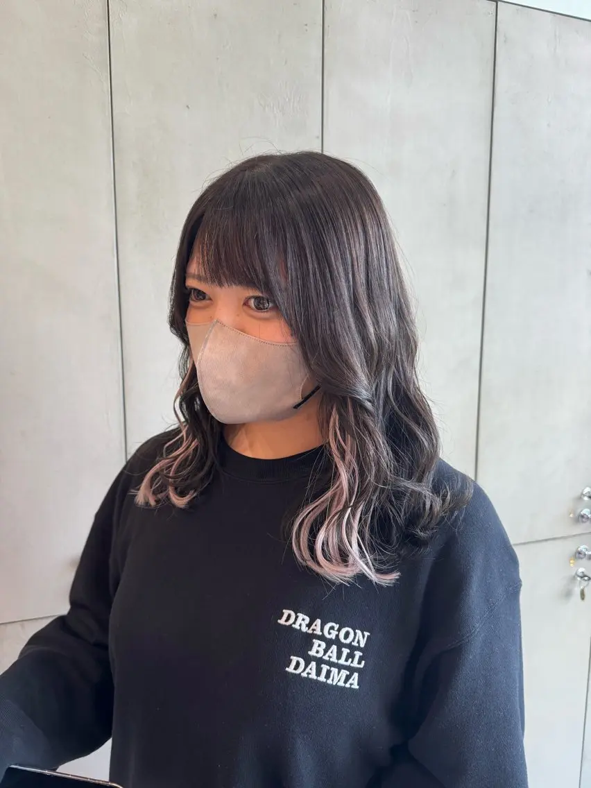 セミロング カラー シールエクステ ブリーチ イヤリングカラー エクステ エクステ アオヌマミユ☁️ /ボブ/ハイトーン/のヘアスタイル