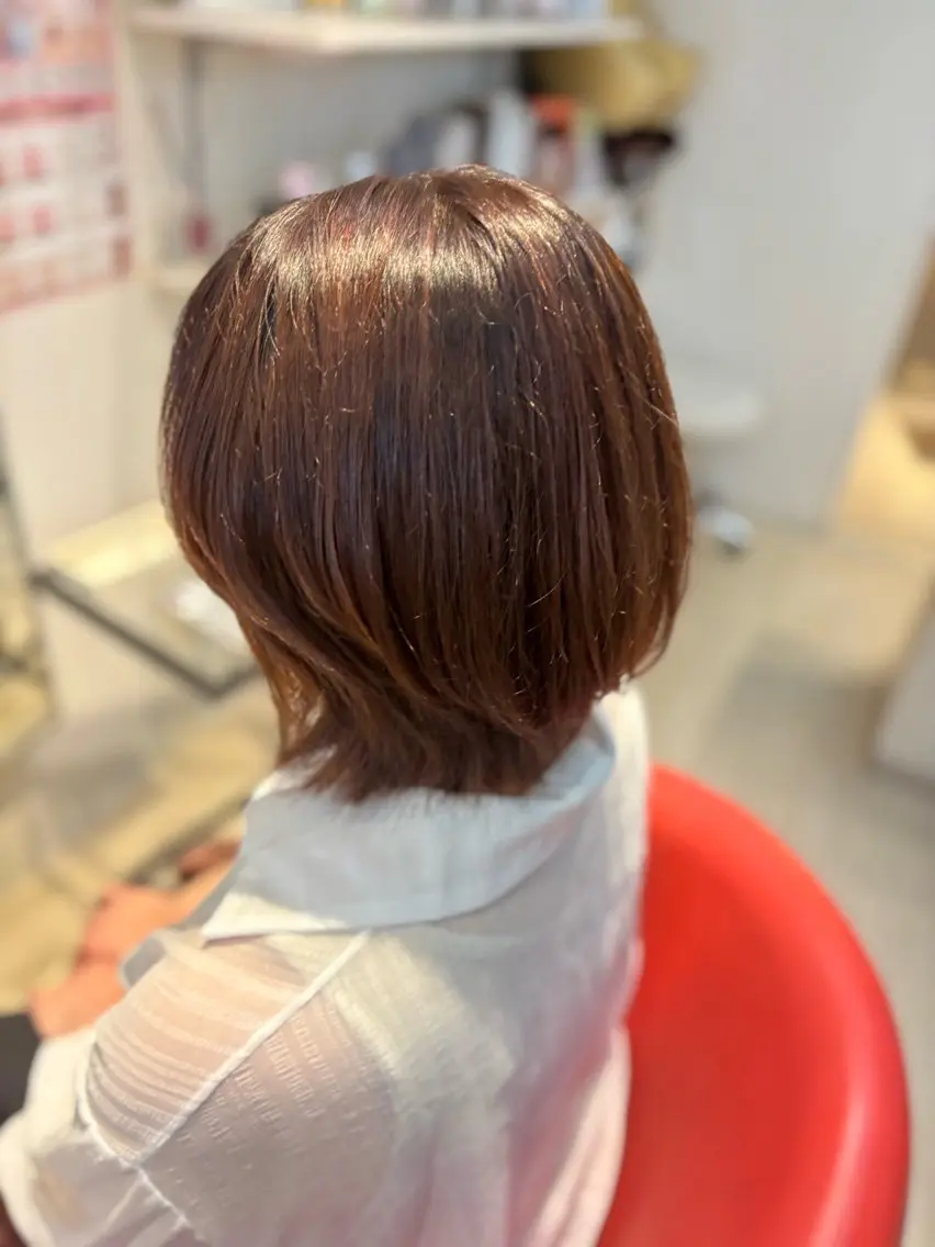 ミディアム カット lachiq R+ カイトのヘアスタイル