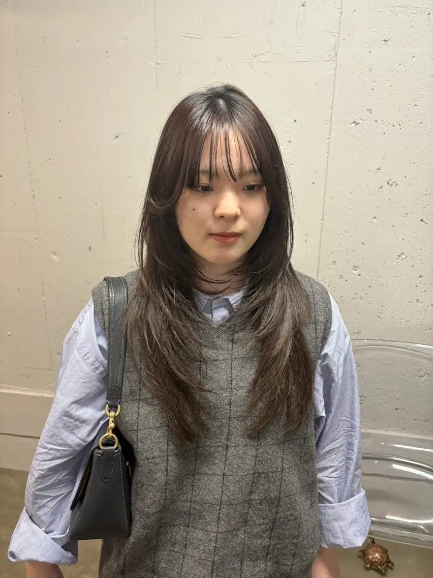 ロング ハッシュカット🎀 レイヤーカットのヘアスタイル