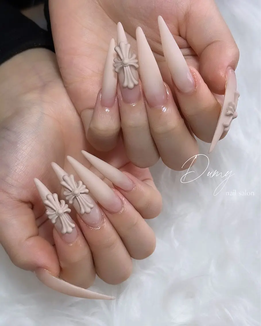 ネイル nailist SHIIのネイルデザイン
