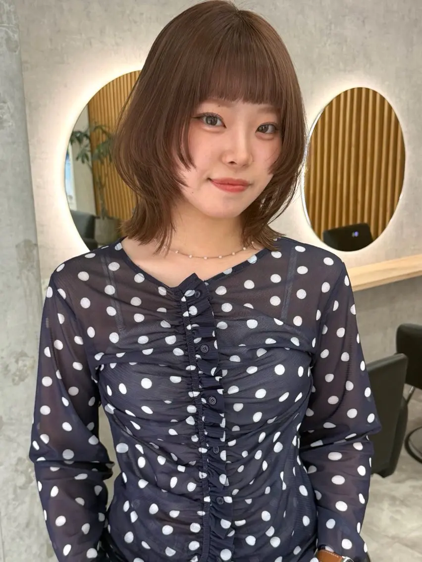 ミディアム カラー ボブレイヤー ブラウンカラー ミルクティーブラウン ボブ レイヤーカット カット ヘアカラー ブリーチ/ベージュ 💕/momoaのヘアスタイル