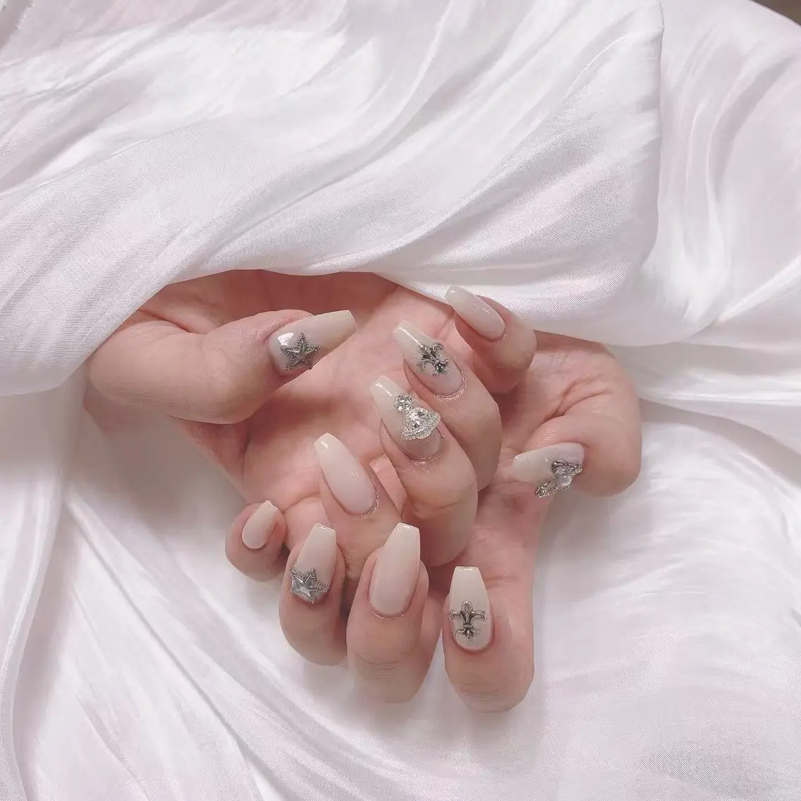 ネイル ジョリ kasumi🌹💅のネイルデザイン