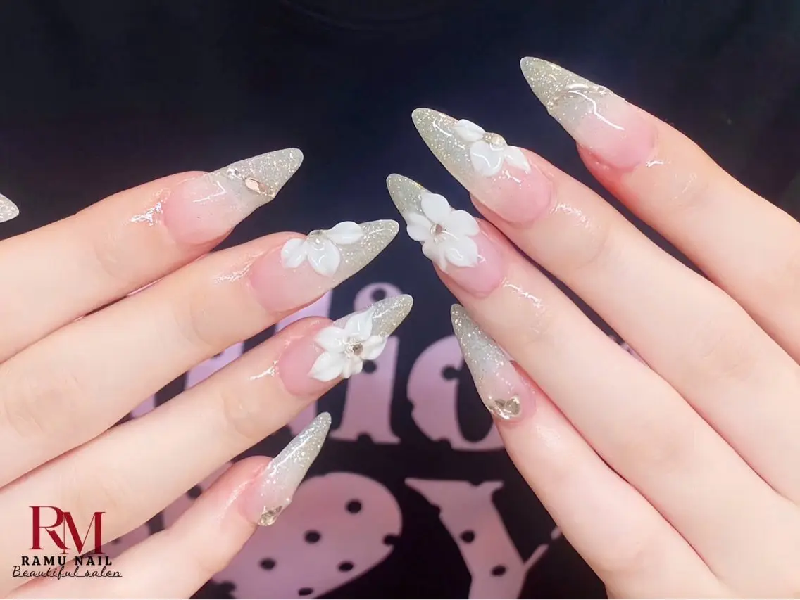 ネイル キラキラネイル マグネットネイル ミラーネイル ピンク 夏ネイル ハンドネイル RAMU Nail 恵比寿店のネイルデザイン