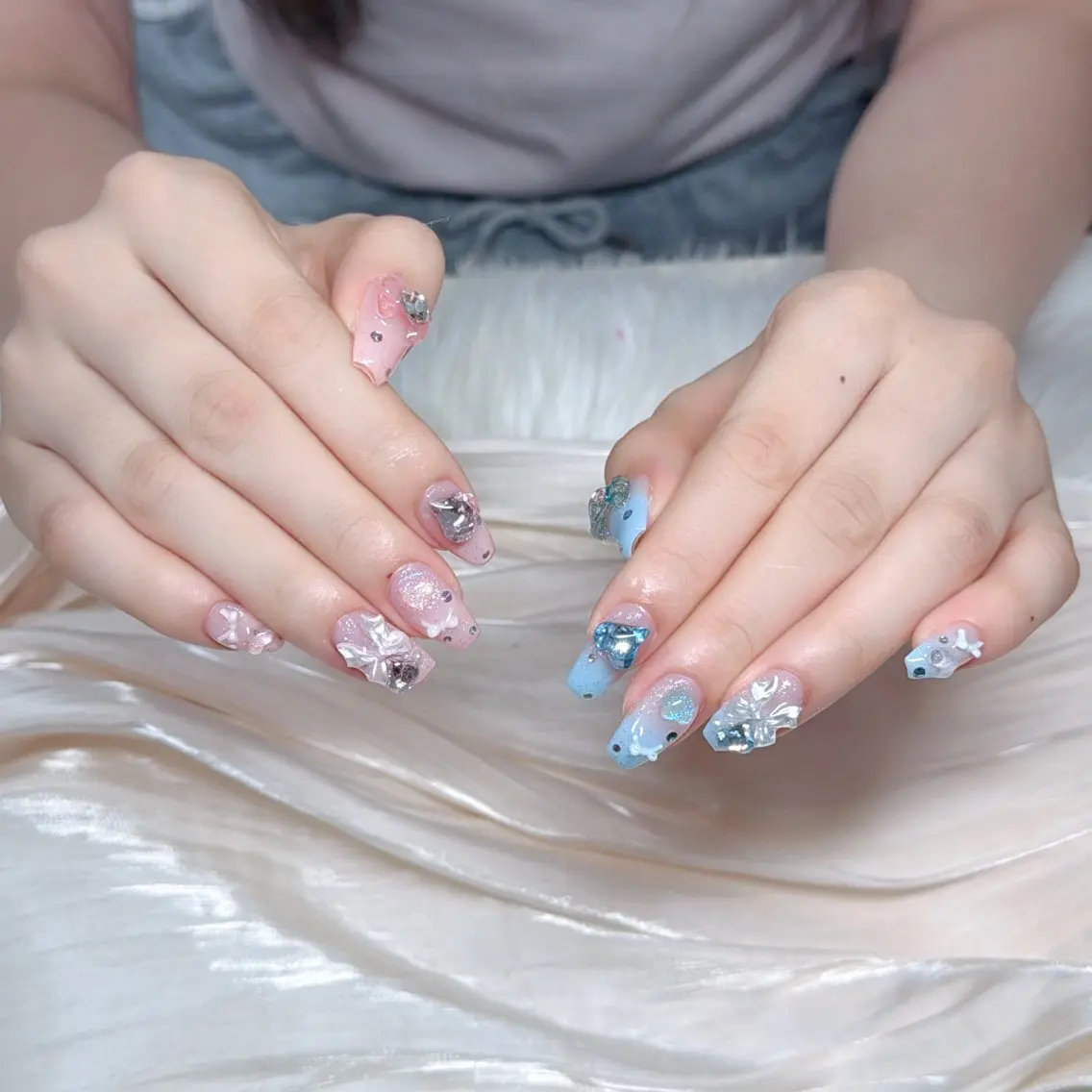 ネイル ハンドネイル &ME Mikoのネイルデザイン