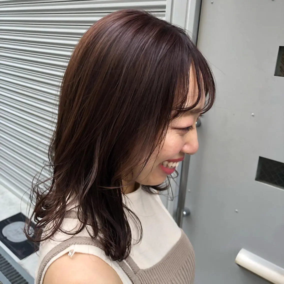ミディアム カラー ベージュカラー ラベンダーカラー ラベンダーベージュ やまさきえりこ ニュアンスパーマのヘアスタイル